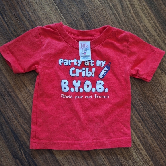 💥Buy2Get1Free💥Red Short Sleeve Tee with Playful Print - Picture 1 of 2